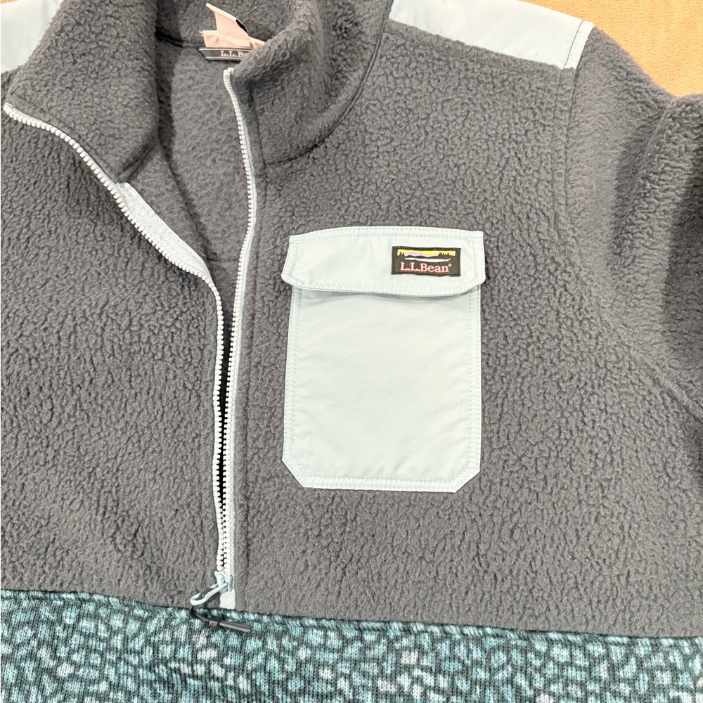 LL Bean pullover - Picture 9 of 10